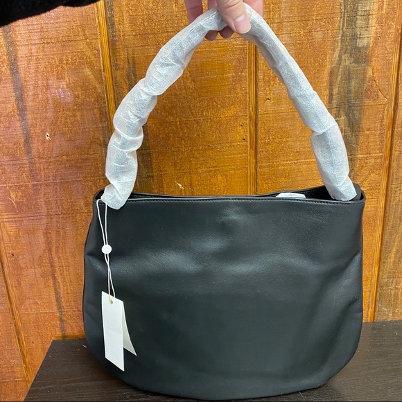 Tory Burch Brooke Large Leather Hobo - Black - Picture 4 of 8